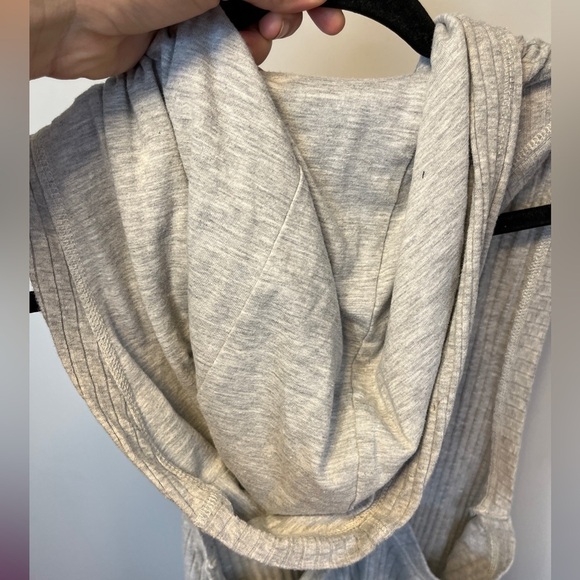 Ivy Park Ribbed Hooded Tank Racerback Branded Sz XS - Picture 7 of 11